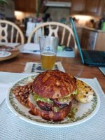 memorial-day-burgers.jpg