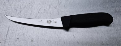 Victorinox Fibrox Pro 6in Boning Knife Curved.jpg
