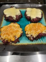 burger-cheddar-mozza.jpg