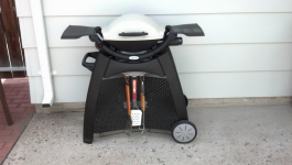 WeberQ1000-Q2000Cart_2.png