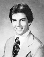 tom-cruise-yearbook-high-school-young-1980-photo-GC.jpg