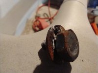 stuck bolt2.jpg